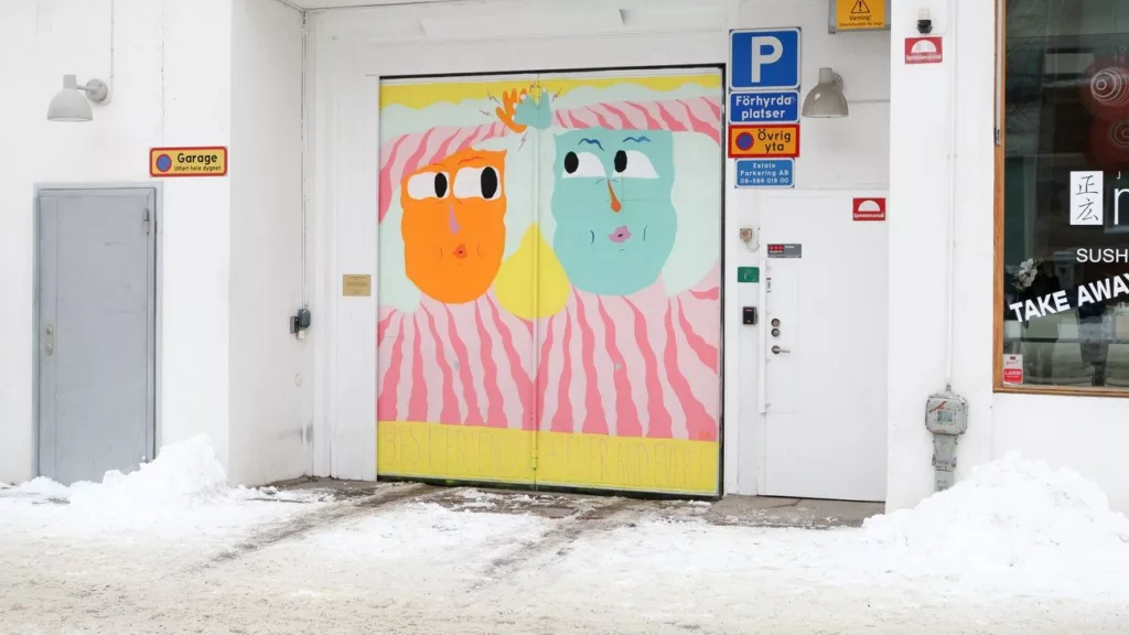 "Best friends for ever and ever" av Emillie Mottet, Lindhagensgatan 126