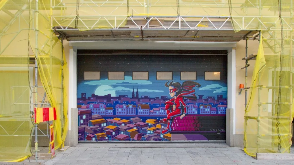 "Red mask" Agnes Wåhlund, Påvel Snickares gränd 3