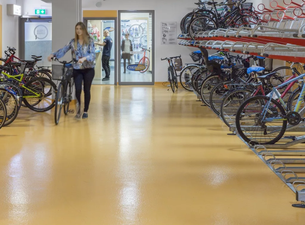 Cykelrum på Klara Zenit