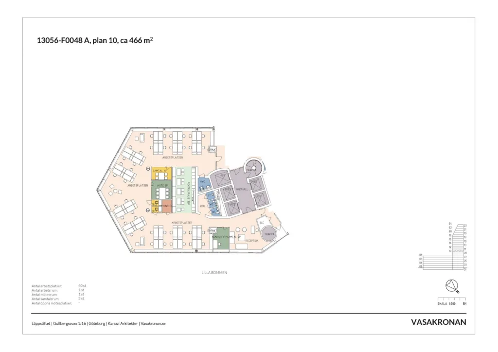 En ritning av en byggnad presenterad med olika färgade sektioner och detaljer.